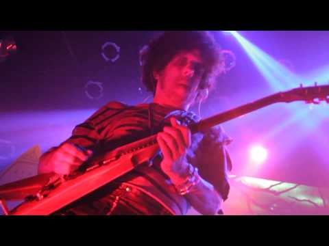 POSEIDOTICA + CARCA - Yendo de la Cama al Living (En vivo en Niceto 15.12.2017)