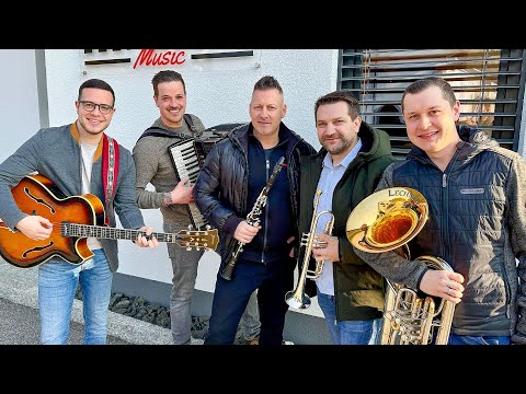 Auf der Autobahn - Oberkrainer Musik LIVE von Steirer Power