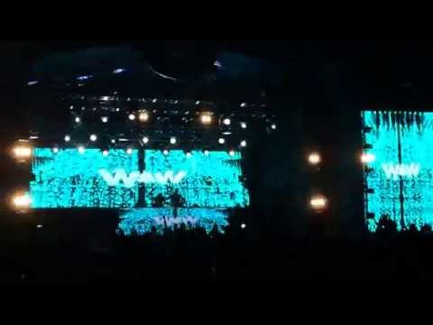 Road To Ultra Chile 2014 / This Is What I Feels Like (W&W Remix) - Armin Van Buuren