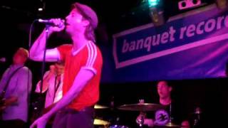 Big D &amp; The Kids Table - Bender - Live at The Peel - Kin