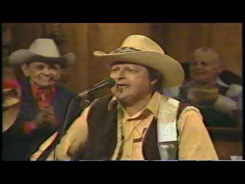 The Carlisles - "Have A Drink On Me" (Hee Haw 1983)