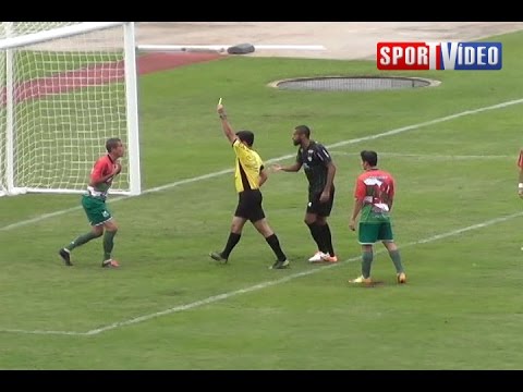 ÀRBITRO TRAPALHÃO - PÉNALTI? ONDE?