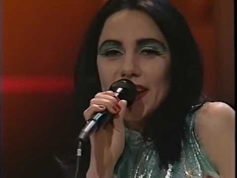 PJ HARVEY // 1995-05-14 Jay Leno - C'mon Billy
