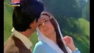 Hum Chup Hain Ki Dil Sun Rahe Hain Lyrics - Faasle