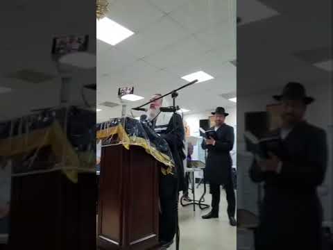 Machnisay Rachamim live Shlomo Simcha Selichos