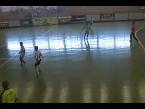 GOLOAÇO KIDS SUB13 LAUSANNE 3X3 UNIÃO MUÁ GOL PAGODE 31MINUTOS2.MP4