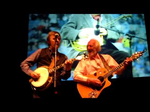 The Dubliners live @ Tempodrom Berlin - Gerry O'Connor & Eamonn Campbell, 30 November 2012