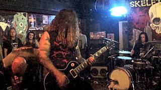 Hellmouth live at Skeletunes