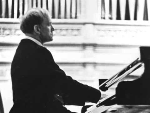 Beethoven: Bagatelle No. 3, Op. 33 (Sviatoslav Richter, piano)