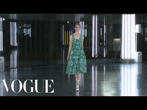 Jonathan Saunders Ready to Wear Spring 2012 Vogue Fashion Week Runway Show