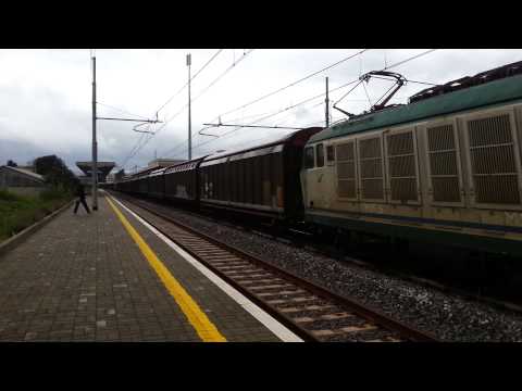 MRV BARI LAMASINATA-MESSINA CON E652 IN TESTA