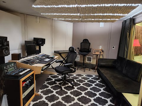 Play Video Youtube Video