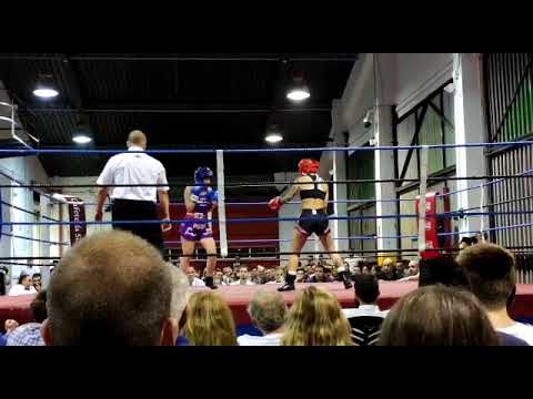 Combate Cristina Navarro vs Garazi Suárez