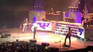 BED OF MY CHEVY~ JUSTIN MOORE~ LIVE