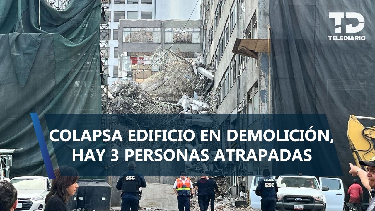 Colapsa edificio en proceso de demolición en San Antonio Abad; hay 3 personas atrapadas