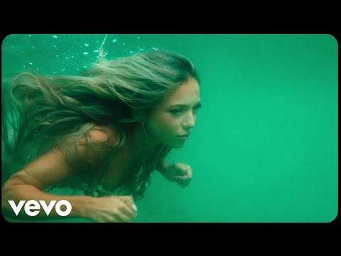 Ana Mena, Guè - Acquamarina (Official Video)