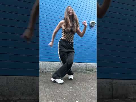 #NichtvondieserErde ist im Anflug 🛸🛸🐏🐏 #vanessamai