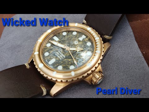 Outdoor watch review - Wicked Watch Pearl Diver. LumiCast really is next level lume