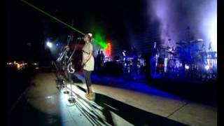 Massive Attack - Safe From Harm (Glastonbury 2008 / Part 4 of 6) (High Definition)
