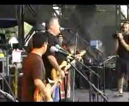 Videoclip de The Road To Gila Bend — Los Lobos