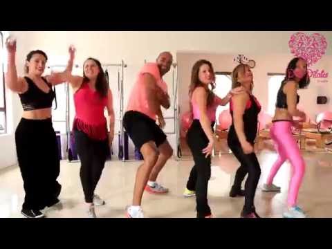 Shaky Shaky  Baile entretenido Pink Pilates Studio