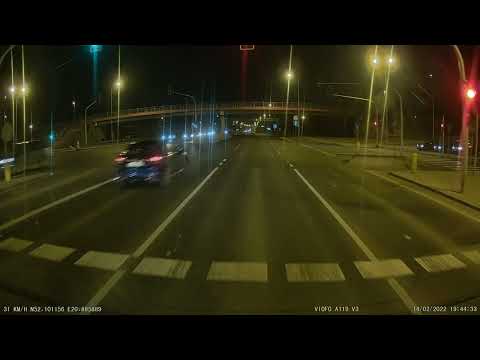 PIRACI DROGOWI #1 POLSCY KIEROWCY ŁAMANIE PRZEPISÓW NIEBEZPIECZNE SYTUACJE NA DROGACH LUTY 2022