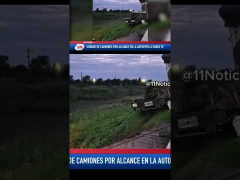 Choque de camiones por alcance en la Autopista a Santa Fe Altura San Lorenzo.