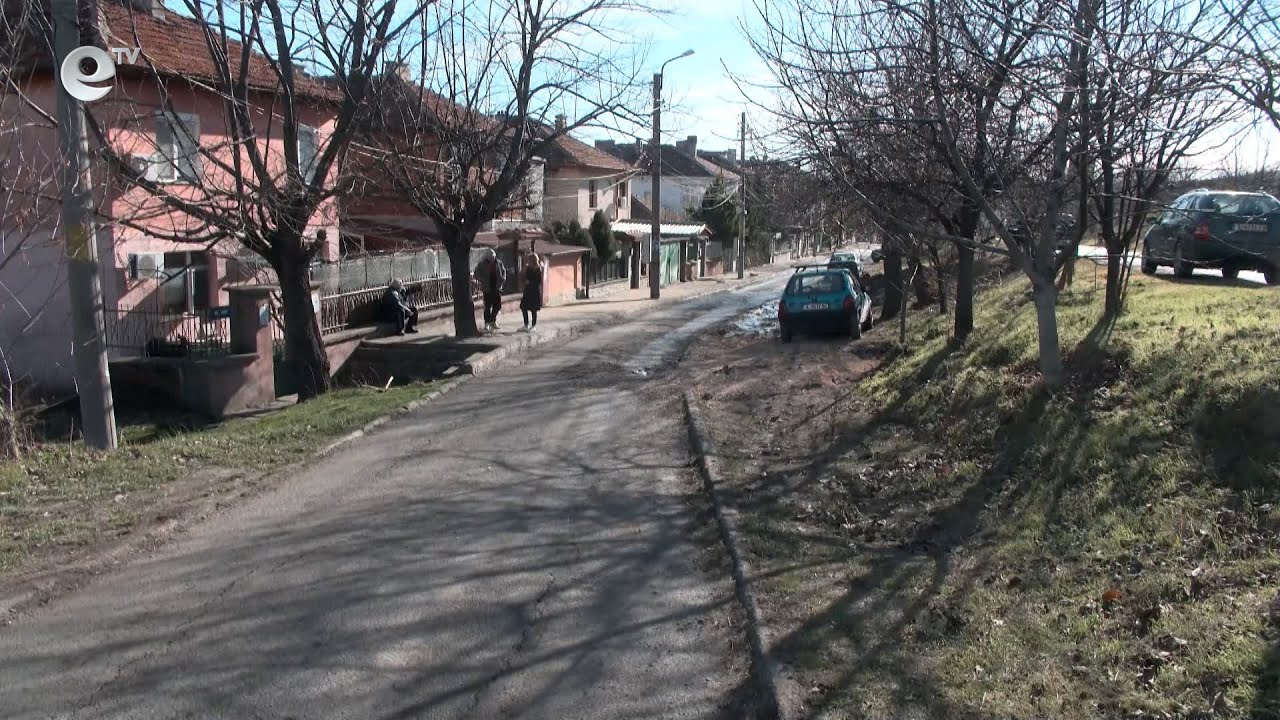 Къщи на улица "Мир" в Хасково пропадат заради подпочвени води