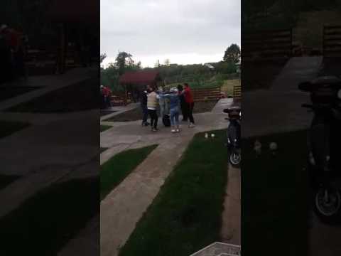 Sârba la bătaie ca la Stolnici, Argeș