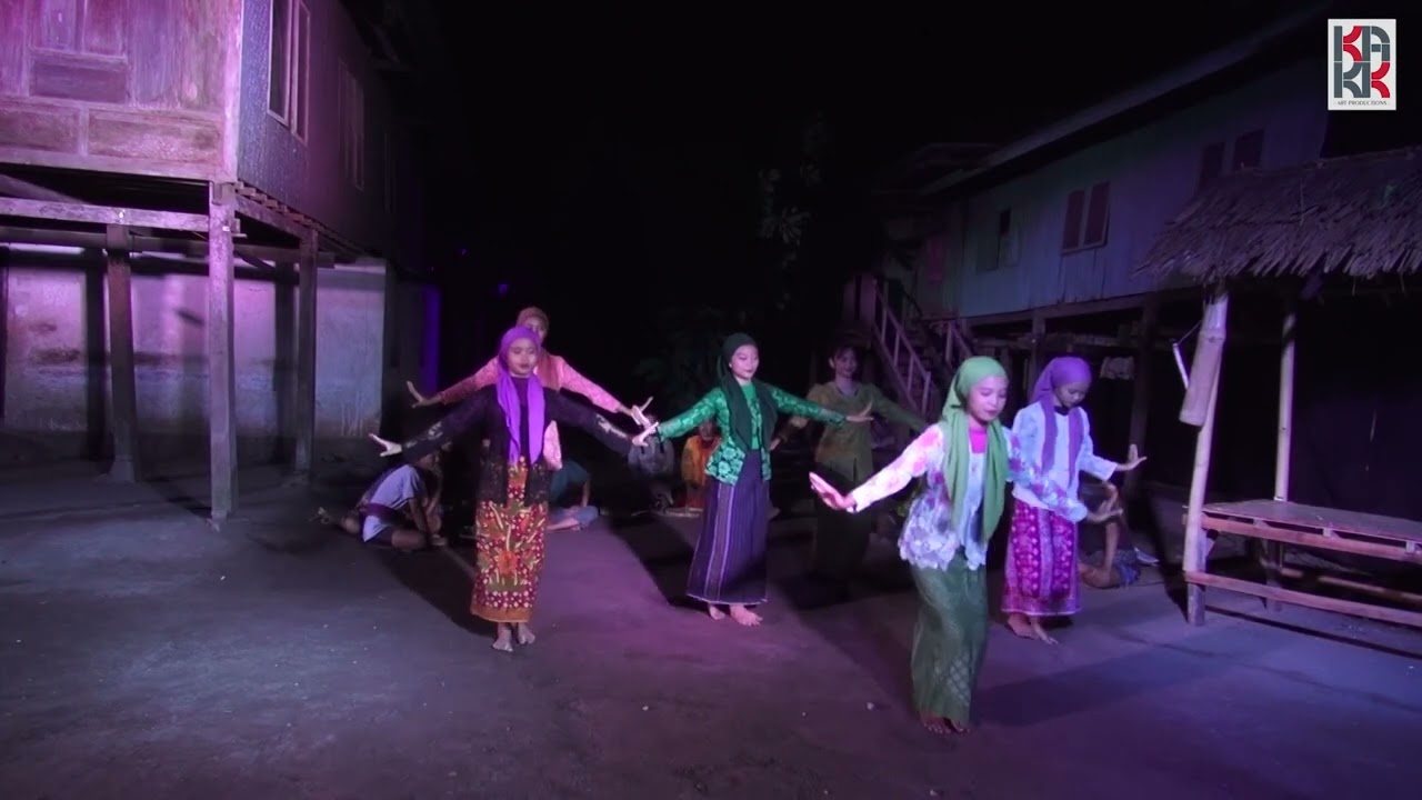 Bangngi Tangarak Rumah Panggung Salaka  Pertunjukan Teater. #kebudayaanindonesia #senibudaya