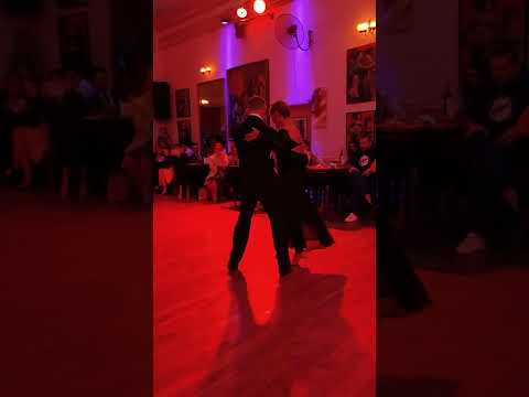 Aurora Lubiz y Claudio González - Si sos brujo (Gobbi) en Sonrisas milongueras 1marz22