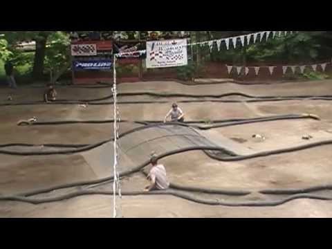 BnD Race 1/10 2WD Buggy A-Main Canada Day 2013