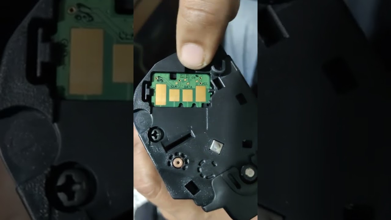 HP Laser 107a 107w   Replacing the Toner And Chip