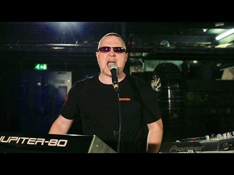 REDNEK feat. Harvey (So Solid) and Harry Shotta