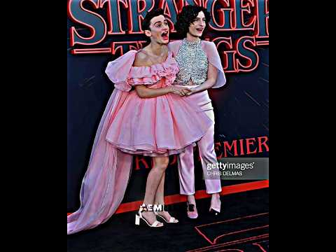 They with these dresses..😭 | Stranger Things Edit