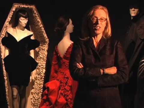 Gothic: Dark Glamour