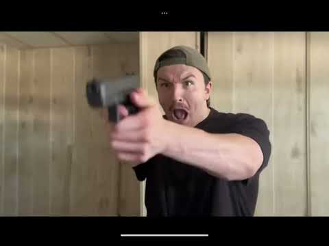 Your in a slasher movie but it’s Pizzy parlor