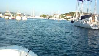 preview picture of video 'Bootsfahrt aus den Hafen von Jezera - Murter'