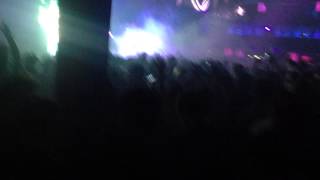 Hospitality Building Six -Camo and krooked   Move Around