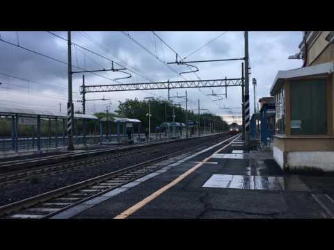 E652.012 sul TCS Villa S. G. Bolano - Milano Smistamento, in transito a Torricola