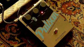 Video thumbnail for Electro harmonix Pulsar Tremolo Original non modifié by MSMWorkshop