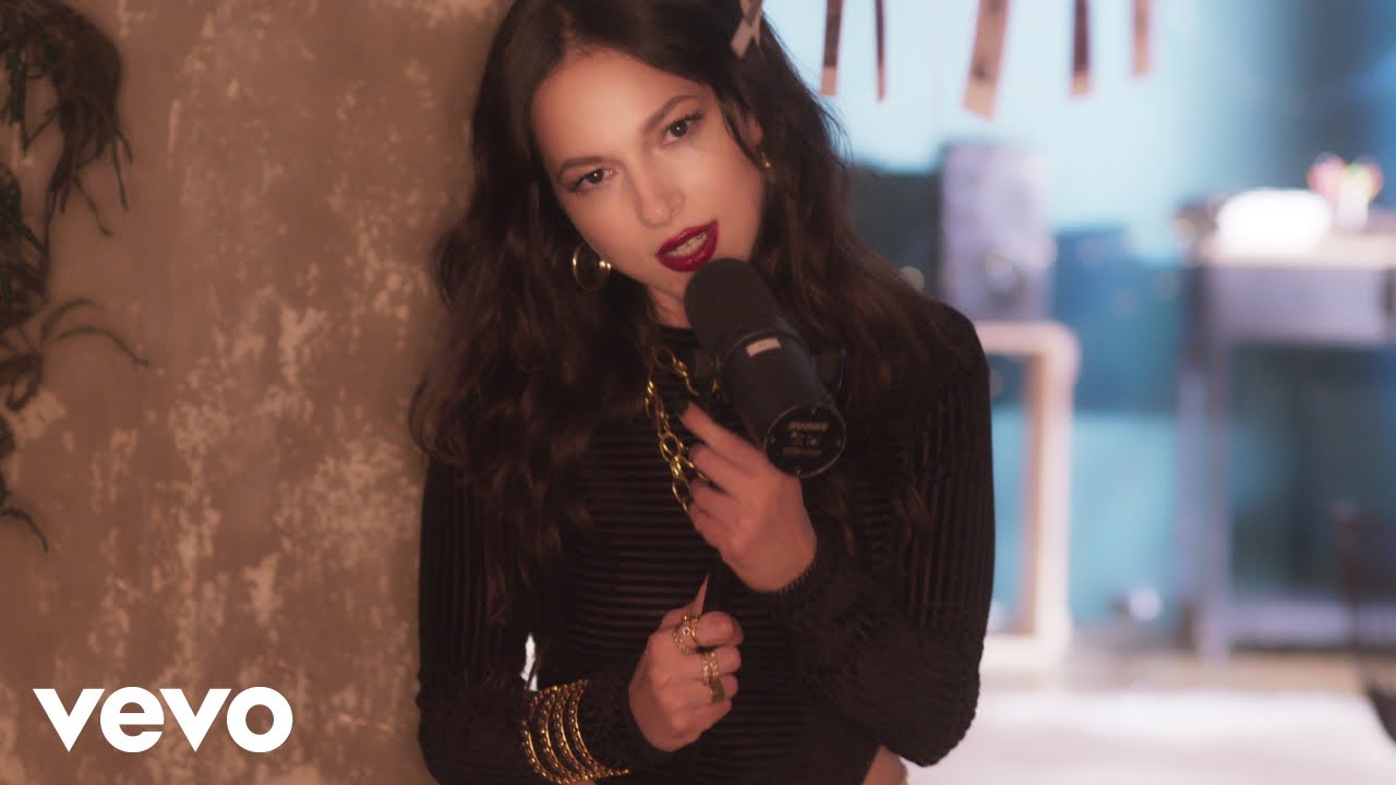 Paty Cantú — Diciembre