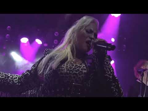 Noora Louhimo Experience: You Make Me Feel Like A Natural Woman (A Franklin) 18.9.25 @ On The Rocks