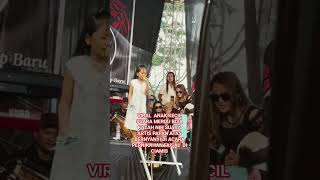 Download lagu Viral anak kecil suara merdu bisa kala nih artis papan atas #youtubeshorts mp3