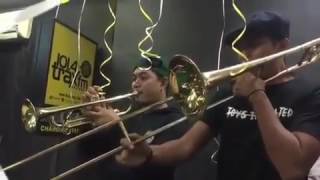 Download lagu Tipe-x - Cerita tahun lalu, live at traxfm jakarta mp3 Download lagu Tipe-x - Cerita tahun lalu, live at traxfm jakarta mp3