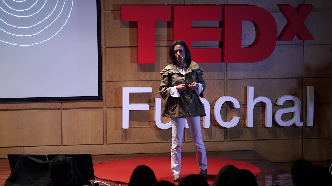 Eu tenho um sonho: devolver a infância às crianças | Margarida Meira | TEDxFunchal