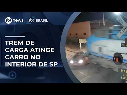 Idoso fica ferido após ter carro atingido por trem de carga no interior de SP | #SBTBrasil