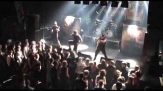 Bài hát Reign Of Terror - Nghệ sĩ trình bày Beneath The Massacre