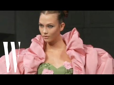 Oscar de la Renta Spring 2011 - runway fashion show - W Magazine