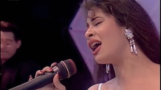 Selena - Yo Me Voy (Live From Astrodome)